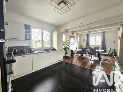 /international/fr/frontignan-languedoc-roussillon-310107245851/