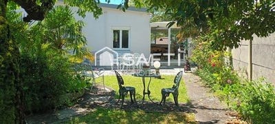 /international/fr/saintes-charente-310106268063/