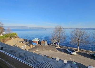 /international/fr/evian-les-bains-rhone-310108553751/