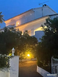 /international/fr/borgo-corsica-310108529672/