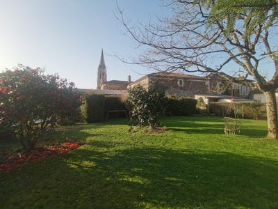 /international/fr/montemboeuf-charente-310107920949/