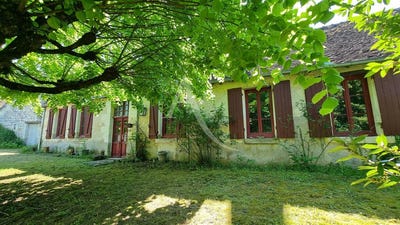 /international/fr/noyers-sur-cher-centre-val-de-loire-310108102242/