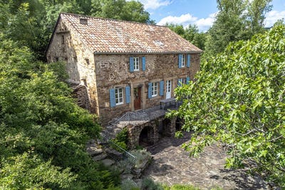 /international/fr/broquies-midi-pyrenees-310108597228/