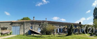 /international/fr/melleran-charente-310101085389/