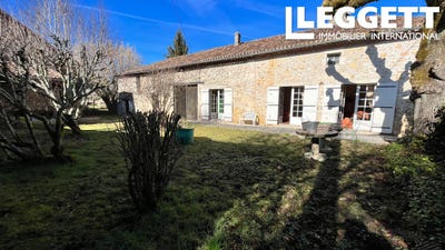 /international/fr/antonne-et-trigonant-aquitaine-310104565000/