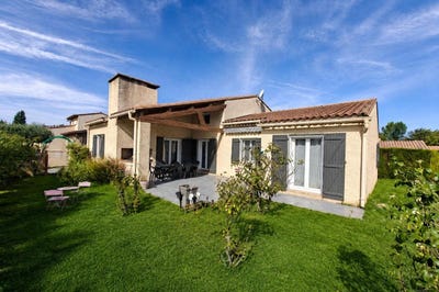 /international/fr/cournanel-languedoc-roussillon-310109098101/?lang=th