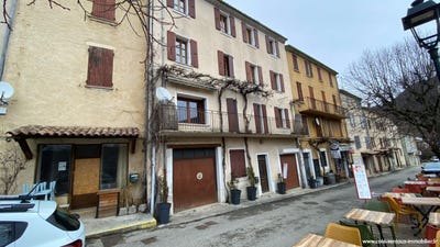 /international/fr/montbrun-les-bains-rhone-310106263431/