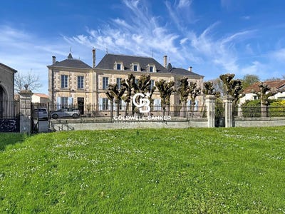 /international/fr/aumagne-charente-310108185036/