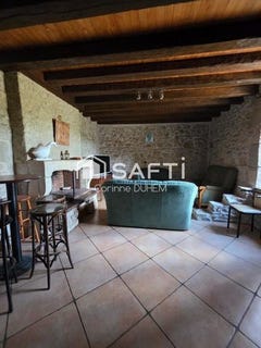 /international/fr/contigny-auvergne-310108565433/