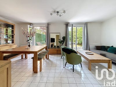 /international/fr/chevry-cossigny-ile-de-france-310100232919/
