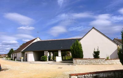/international/fr/la-celle-saint-avant-centre-val-de-loire-310108792255/