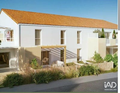 /international/fr/givrand-pays-de-la-loire-310105069796/