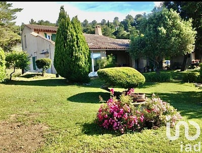 /international/fr/rians-provence-alpes-cote-d-azur-310099049669/?lang=zh-cn