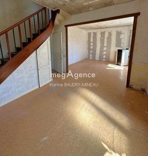 /international/fr/beaumont-saint-cyr-charente-310106463794/