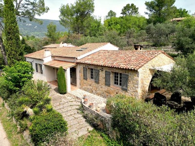 /international/fr/seillans-hh-15352815-seillans-provence-alpes-cote-d-azur-310100958214/?lang=id