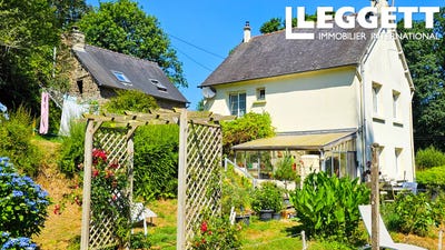 /international/fr/plouguenast-langast-brittany-310103452176/