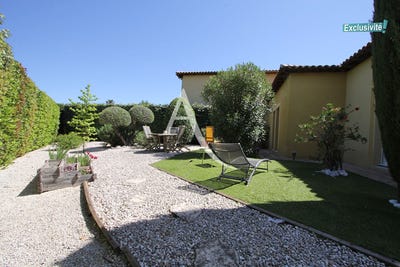 /international/fr/lattes-languedoc-roussillon-310107971378/