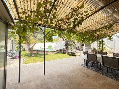 /international/fr/fos-sur-mer-provence-alpes-cote-d-azur-310100559845/
