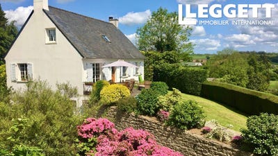 /international/fr/saint-servais-brittany-310094934834/