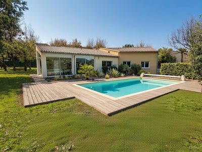 /international/fr/mollans-sur-ouveze-rhone-310108929458/