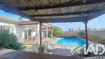 /international/fr/cussac-fort-medoc-aquitaine-310104230496/
