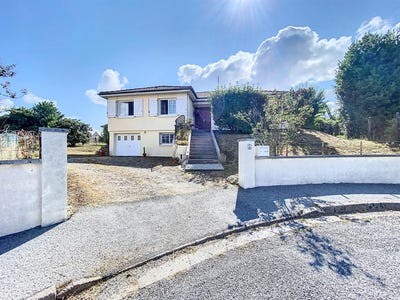 /international/fr/saint-yrieix-la-perche-limousin-310104079466/