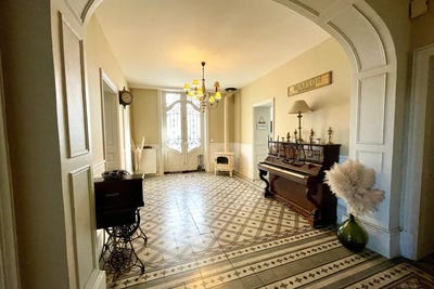 /international/fr/neronde-sur-dore-neronde-sur-dore-auvergne-310107971977/