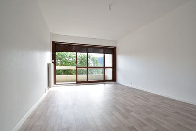 /international/fr/angers-pays-de-la-loire-310107944103/