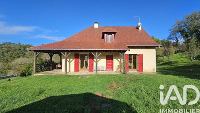 /international/fr/saint-etienne-de-maurs-auvergne-310106398780/