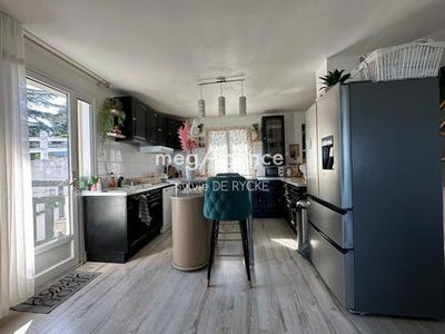 /international/fr/paron-burgundy-310108313635/