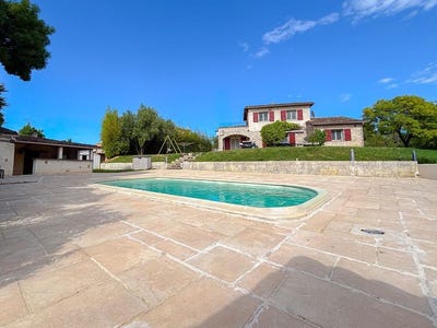 /international/fr/boisset-et-gaujac-languedoc-roussillon-310108293065/