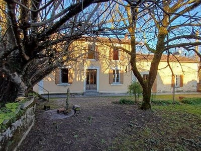 /international/fr/bardenac-charente-310104808150/