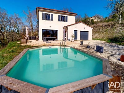 /international/fr/le-bugue-aquitaine-310106739951/