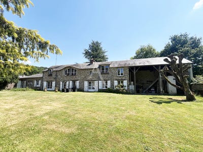 /international/fr/dourdan-ile-de-france-310108949554/