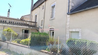 /international/fr/thiviers-aquitaine-310107624348/