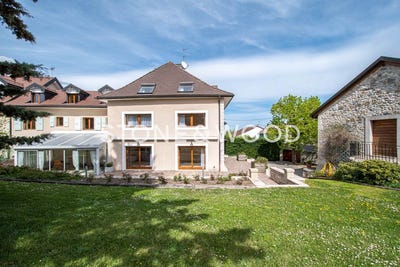 /international/fr/divonne-les-bains-rhone-310107302564/