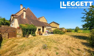 /international/fr/saint-sulpice-d-excideuil-aquitaine-310119429332/