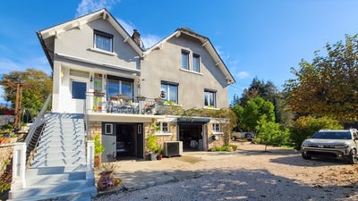 /international/fr/correze-limousin-310108652477/?lang=id