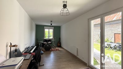 /international/fr/morcourt-picardie-310108895589/