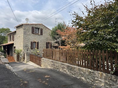 /international/fr/couiza-languedoc-roussillon-310104116457/