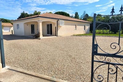 /international/fr/mouleydier-aquitaine-310103044874/