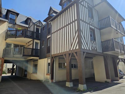 /international/fr/pont-l-eveque-la-basse-normandie-310099732836/