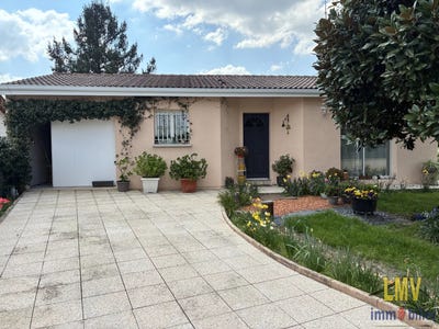 /international/fr/castillon-la-bataille-aquitaine-310106691373/