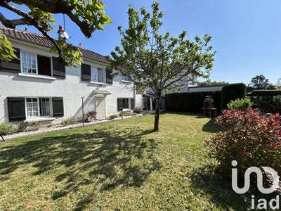 /international/fr/nouan-le-fuzelier-centre-val-de-loire-310095263400/?lang=zh-tw