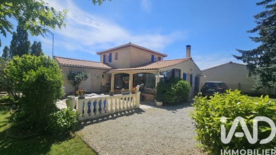 /international/fr/le-douhet-charente-310103613977/