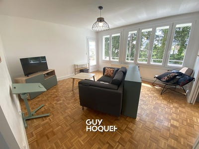 /international/fr/paray-le-monial-burgundy-310108263816/