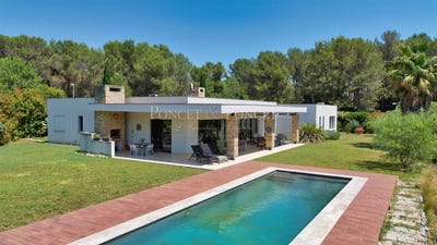 /international/fr/saint-gely-du-fesc-languedoc-roussillon-310108466102/