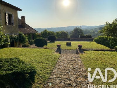 /international/fr/marquay-aquitaine-310108464865/