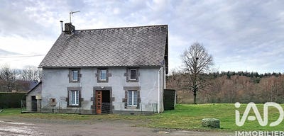 /international/fr/bourg-lastic-auvergne-310106686339/