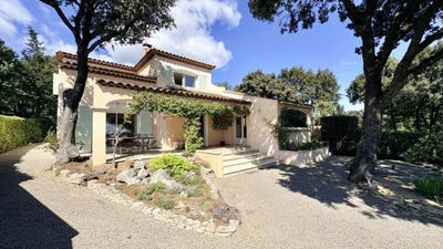 /international/fr/rochefort-du-gard-languedoc-roussillon-310108036053/